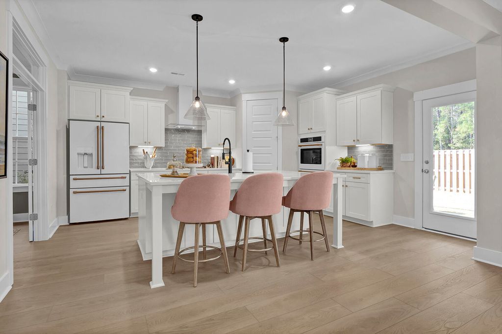 Image 9 of property listing at 222 Crosswick Street, Summerville, SC 29483