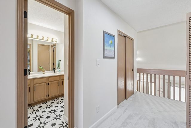 4425 Mills Civic Parkway 405, West Des Moines, IA 50265