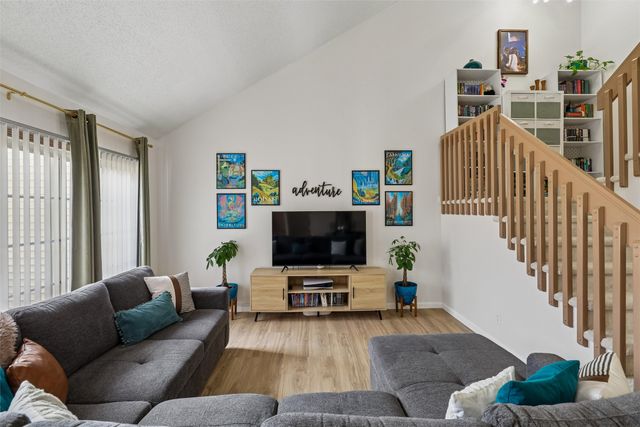 4425 Mills Civic Parkway 405, West Des Moines, IA 50265