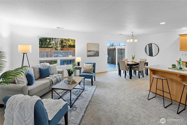 124 NE Tucannon Court, Bremerton, WA 98311