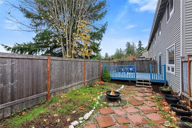 124 NE Tucannon Court, Bremerton, WA 98311