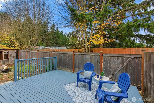 124 NE Tucannon Court, Bremerton, WA 98311