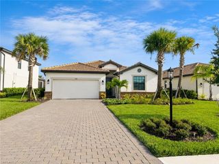 18531 Ives DR, Estero, FL 33928