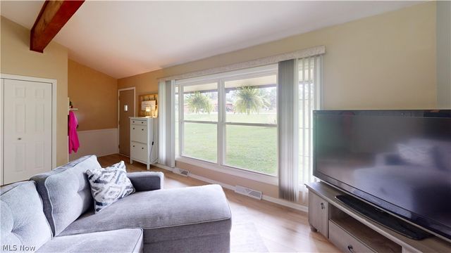 9260 Avery Road, Broadview Heights, OH 44147