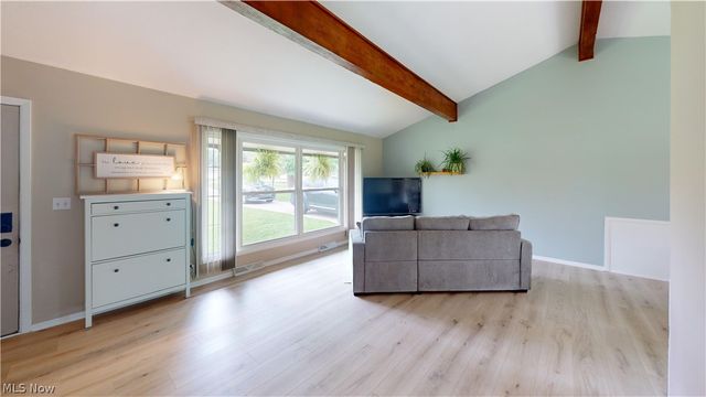 9260 Avery Road, Broadview Heights, OH 44147