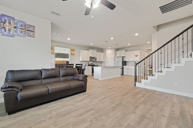 1112 Croxley Way, Fort Worth, TX 76247