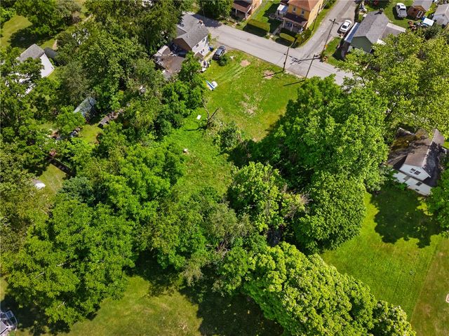 826 Wall St, Mcdonald, PA 15057