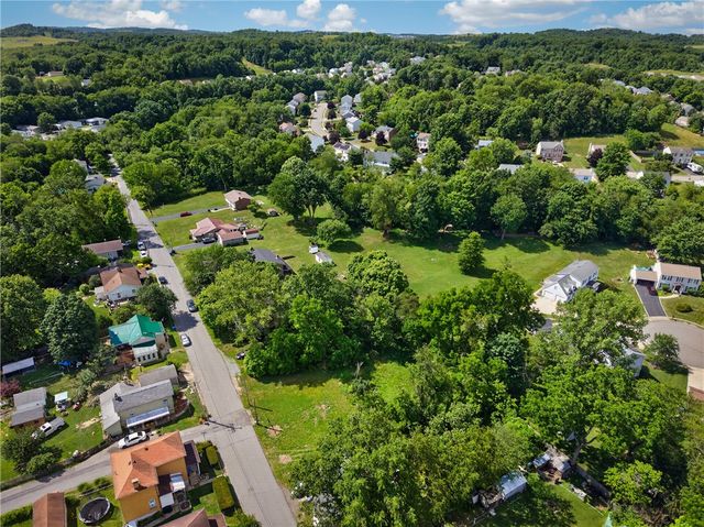 826 Wall St, Mcdonald, PA 15057