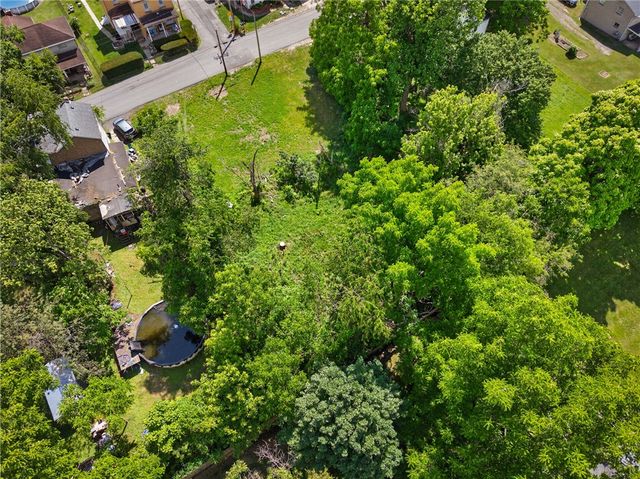 826 Wall St, Mcdonald, PA 15057