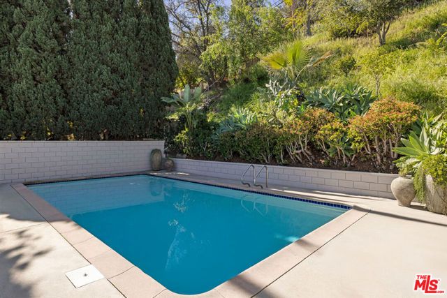 4303 Stillwell Avenue, Los Angeles, CA 90032