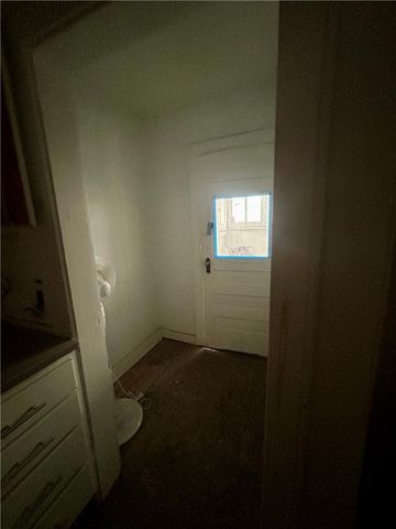 5609 Highland Avenue, Kansas City, MO 64110