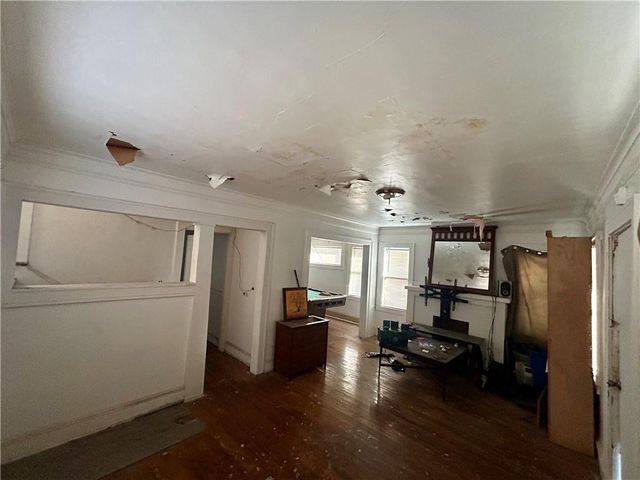 5609 Highland Avenue, Kansas City, MO 64110