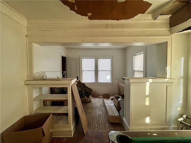 5609 Highland Avenue, Kansas City, MO 64110