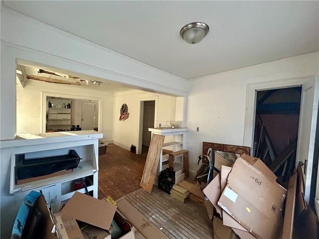 5609 Highland Avenue, Kansas City, MO 64110