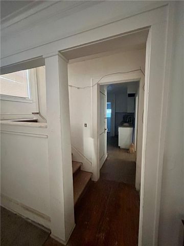 5609 Highland Avenue, Kansas City, MO 64110