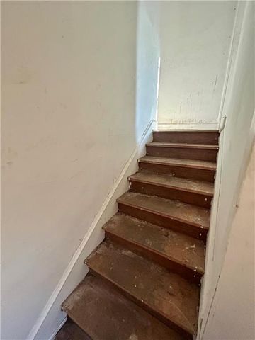 5609 Highland Avenue, Kansas City, MO 64110