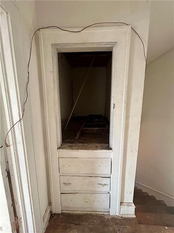 5609 Highland Avenue, Kansas City, MO 64110