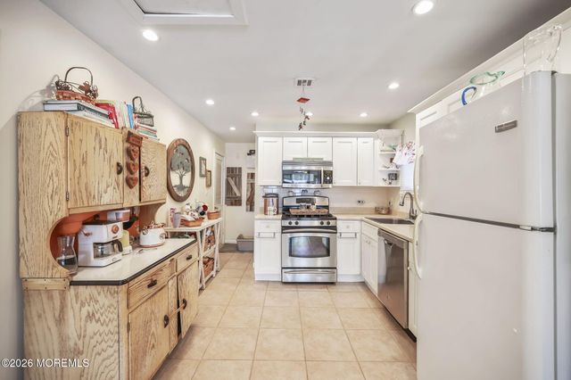 17 Lake Huron Drive, Little Egg Harbor, NJ 08087