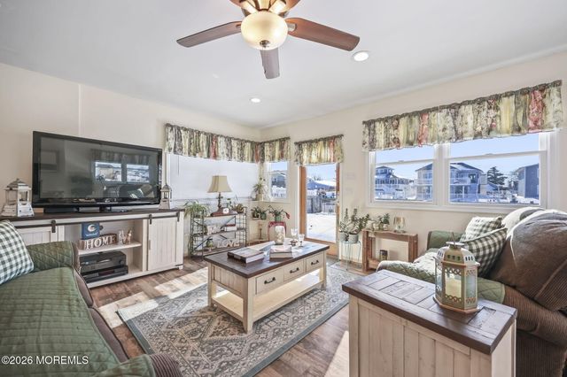 17 Lake Huron Drive, Little Egg Harbor, NJ 08087