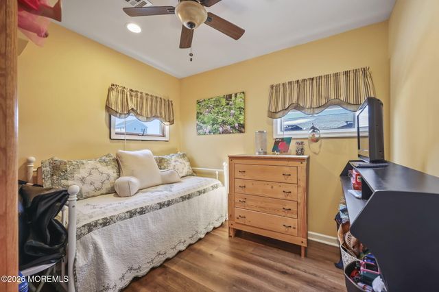 17 Lake Huron Drive, Little Egg Harbor, NJ 08087