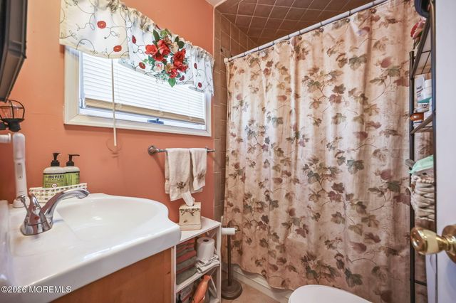 17 Lake Huron Drive, Little Egg Harbor, NJ 08087