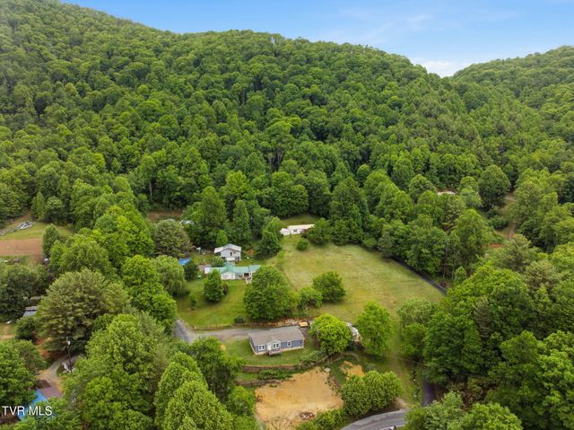 1479 Poga Road, Butler, TN 37640