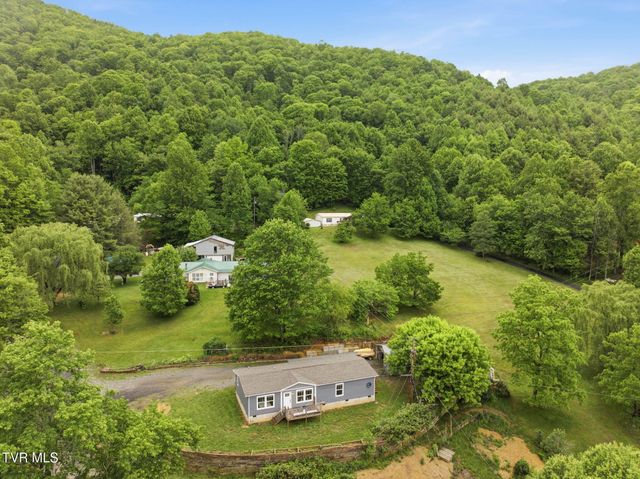 1479 Poga Road, Butler, TN 37640