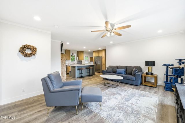 1479 Poga Road, Butler, TN 37640