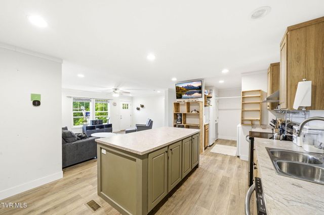 1479 Poga Road, Butler, TN 37640