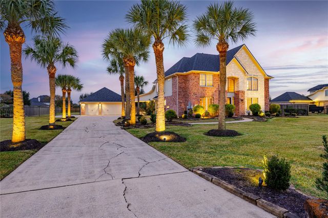 3913 Summer Manor Drive, League City, TX 77573