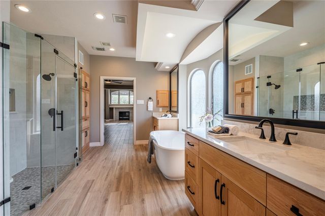 3913 Summer Manor Drive, League City, TX 77573