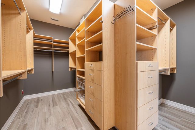 3913 Summer Manor Drive, League City, TX 77573