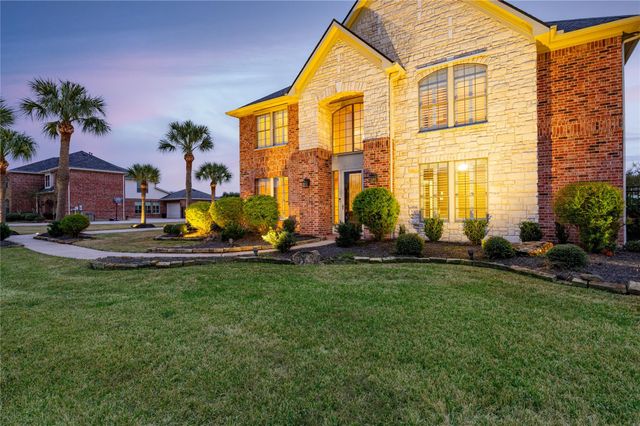 3913 Summer Manor Drive, League City, TX 77573