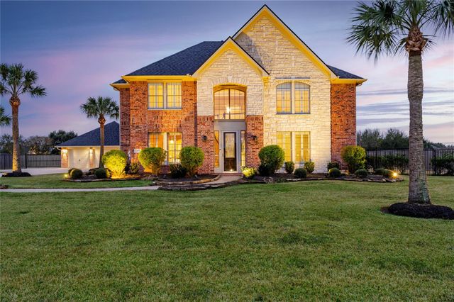 3913 Summer Manor Drive, League City, TX 77573