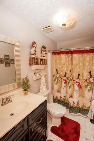 3157 Highway 185, New Haven, MO 63068