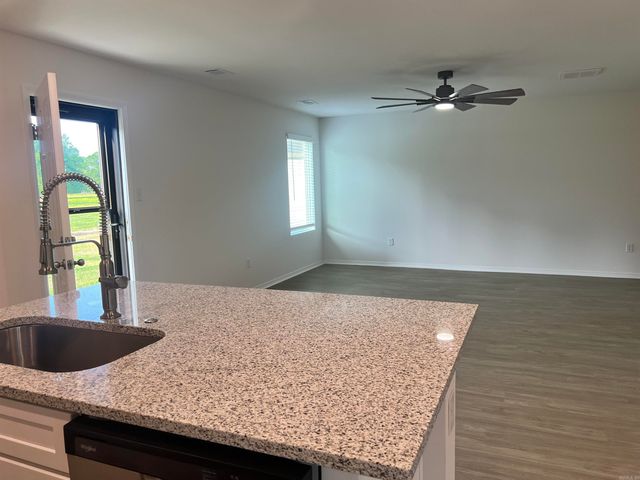 470 Moonlight Graham Blvd, Ward, AR 72176