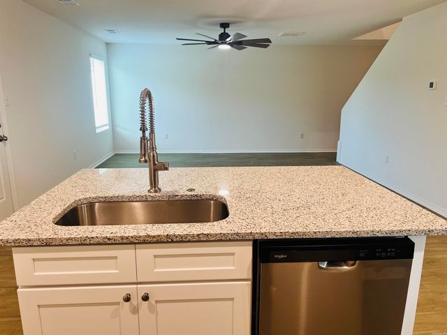 470 Moonlight Graham Blvd, Ward, AR 72176