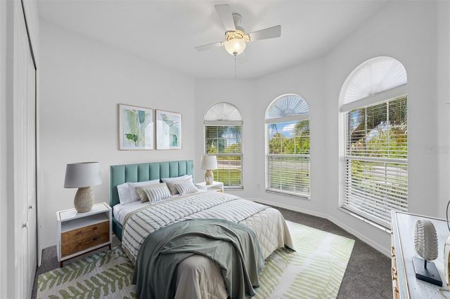 1810 MIRA LAGO CIRCLE, Ruskin, FL 33570