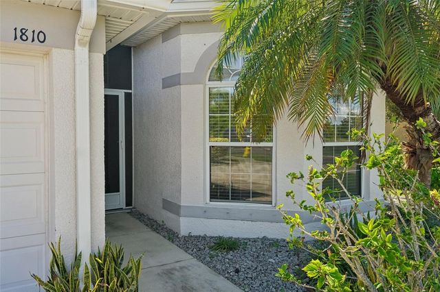 1810 MIRA LAGO CIRCLE, Ruskin, FL 33570