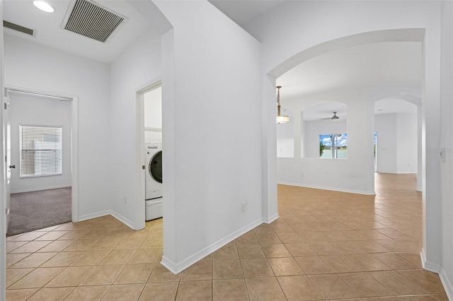1810 MIRA LAGO CIRCLE, Ruskin, FL 33570