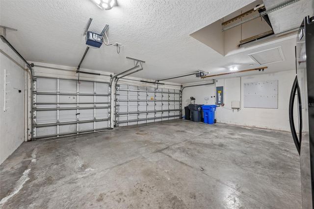1810 MIRA LAGO CIRCLE, Ruskin, FL 33570