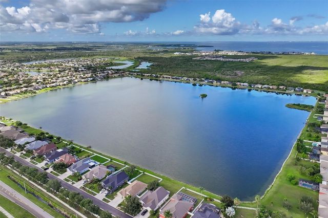1810 MIRA LAGO CIRCLE, Ruskin, FL 33570