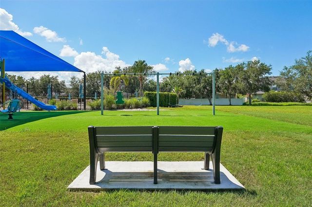 1810 MIRA LAGO CIRCLE, Ruskin, FL 33570