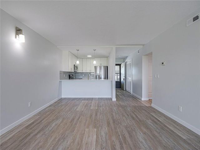 26 Plantation Drive 202, Vero Beach, FL 32966