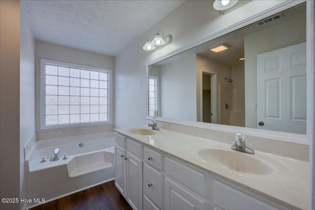 400 Hudson Lane, Jacksonville, NC 28540