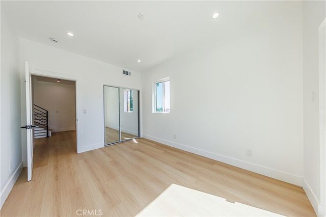 1332 S Longwood Avenue 1, Los Angeles, CA 90019