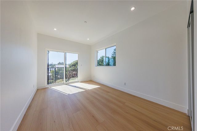 1332 S Longwood Avenue 1, Los Angeles, CA 90019