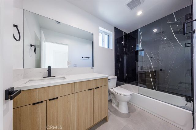1332 S Longwood Avenue 1, Los Angeles, CA 90019