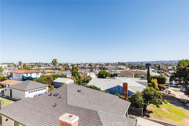1332 S Longwood Avenue 1, Los Angeles, CA 90019