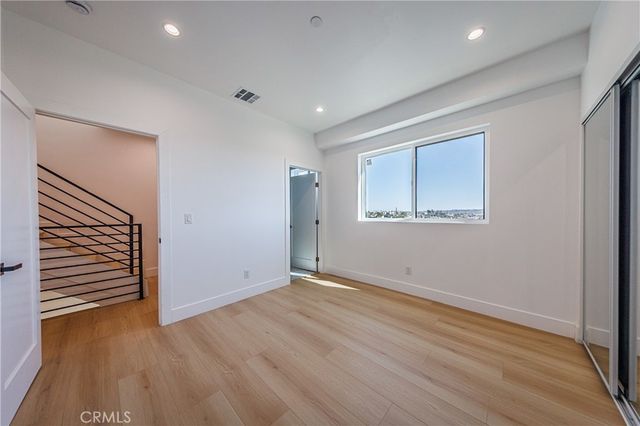 1332 S Longwood Avenue 1, Los Angeles, CA 90019